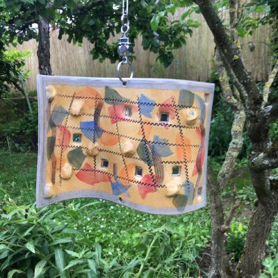 Windwelle mit grauem Rahmen